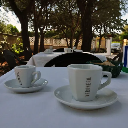 Lara Polignano a Mare