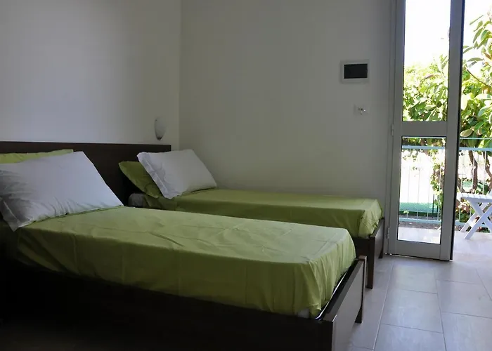 Pensión Lara Polignano a Mare